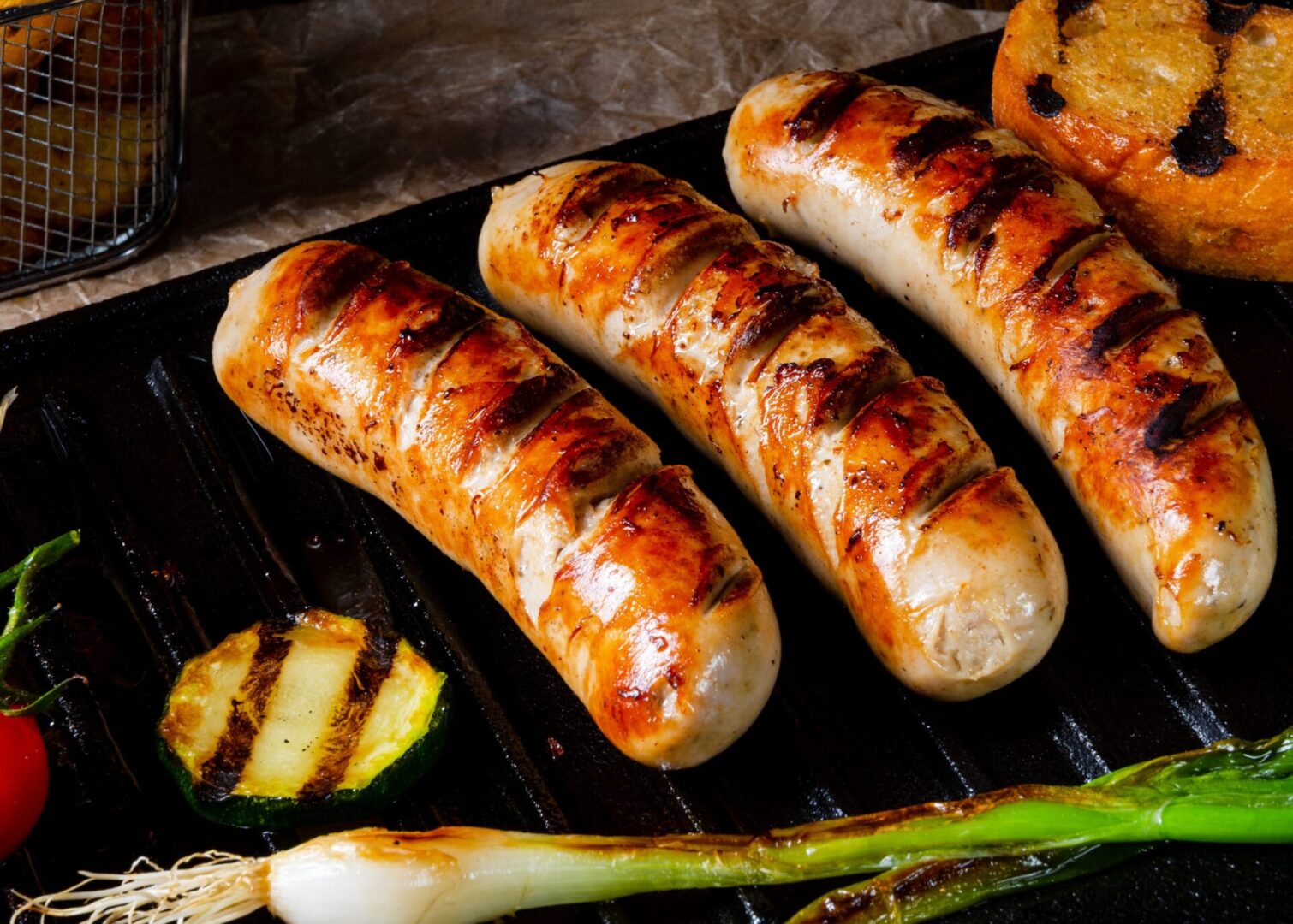 Delicious,Grilled,Sausage,With,Various,Grilled,Vegetables